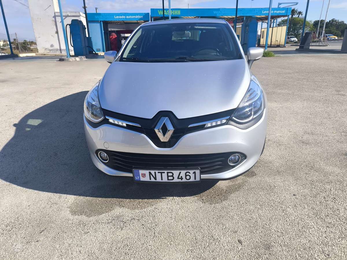 Renault Clio - 1