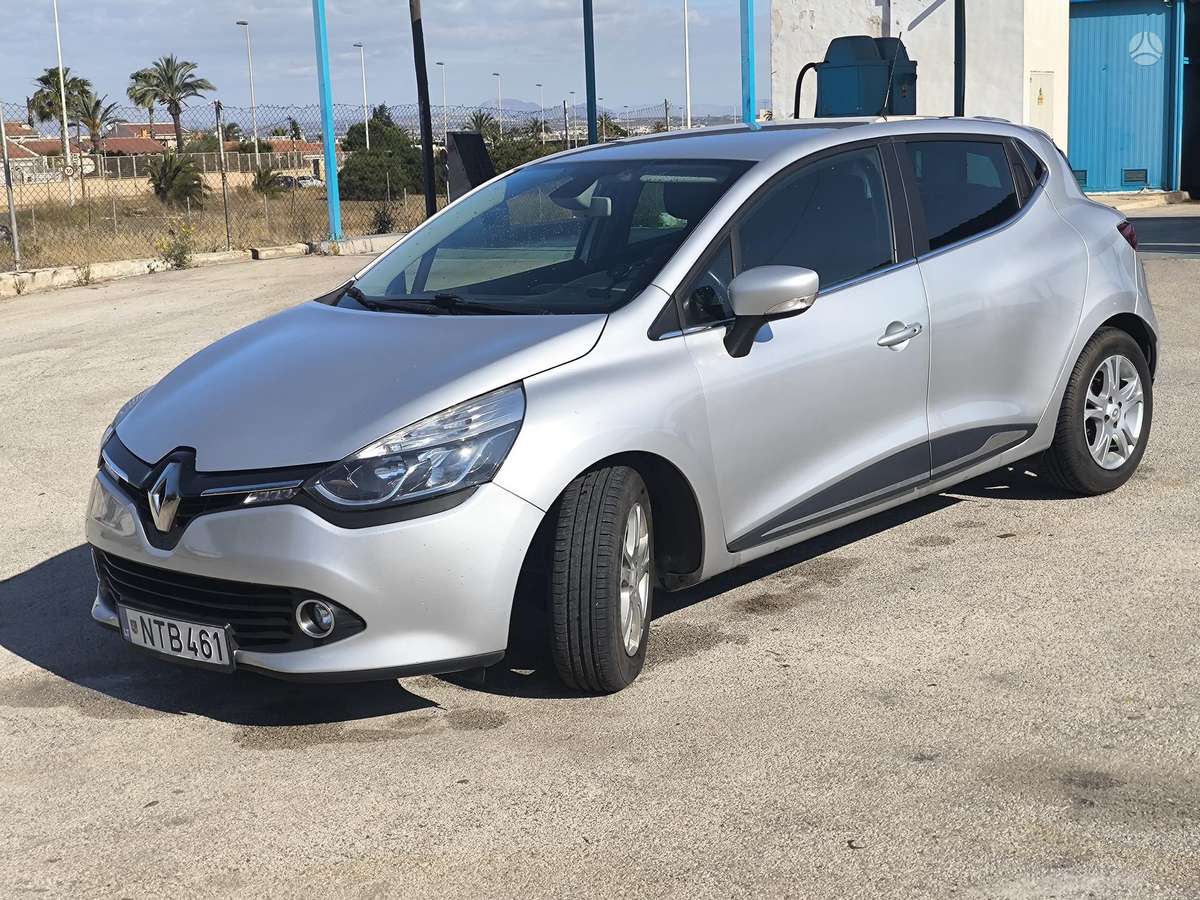 Renault Clio - 2