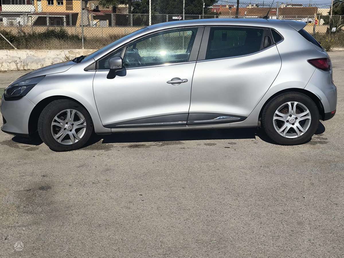 Renault Clio - 3
