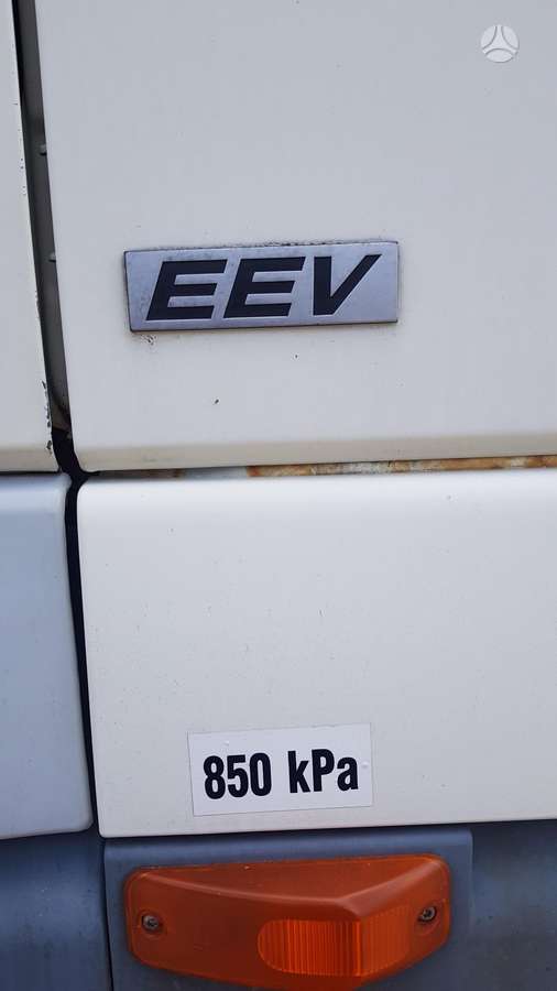 DAF 105EE, double sleeper