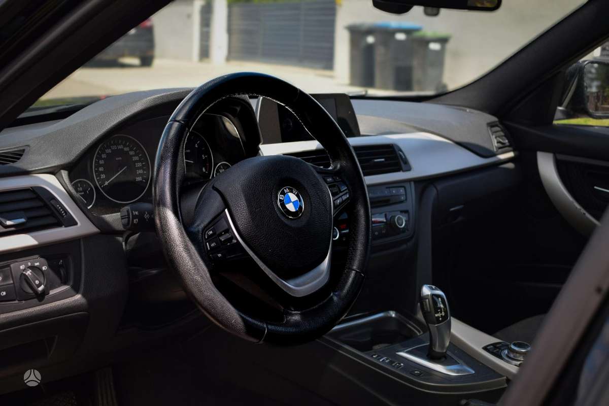 BMW 320, 2.0 l., universalas
