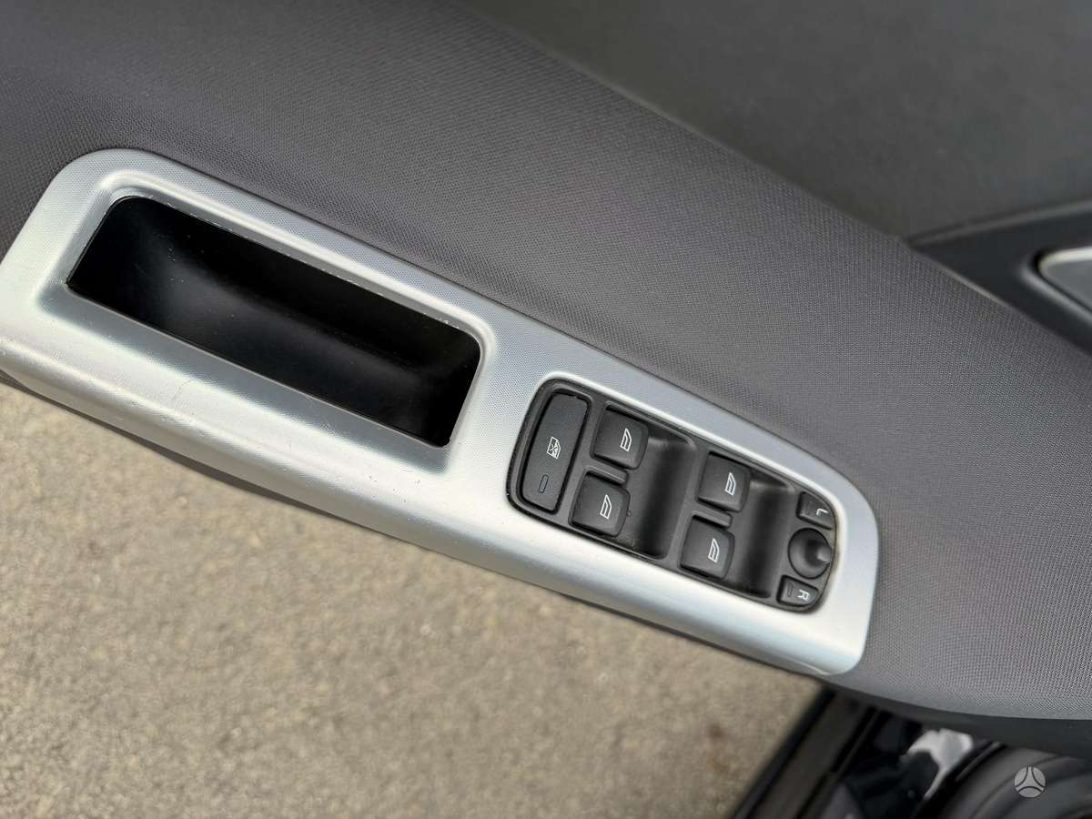 Volvo V50, 1.6 l., wagon
