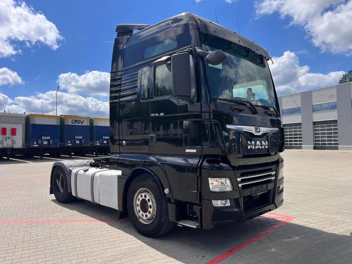 MAN TGX 18.460, double sleeper