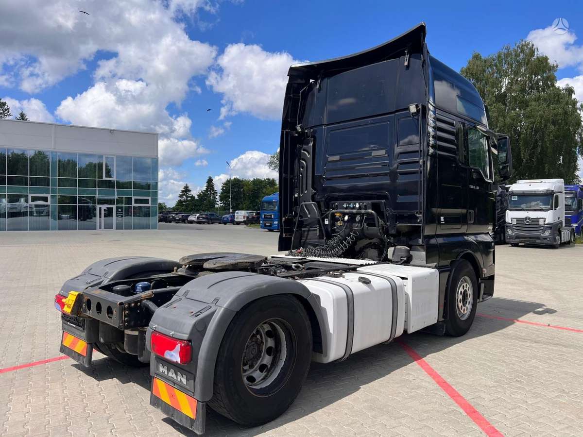 MAN TGX 18.460, double sleeper