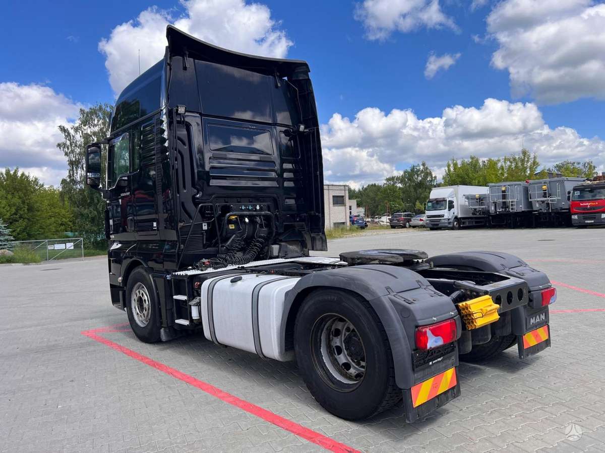 MAN TGX 18.460, double sleeper