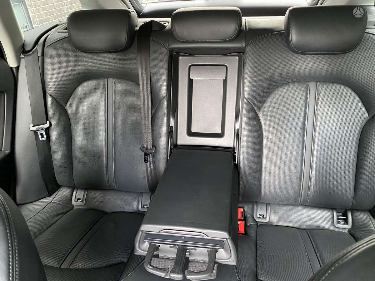 Audi A6, 3.0 l., universalas
