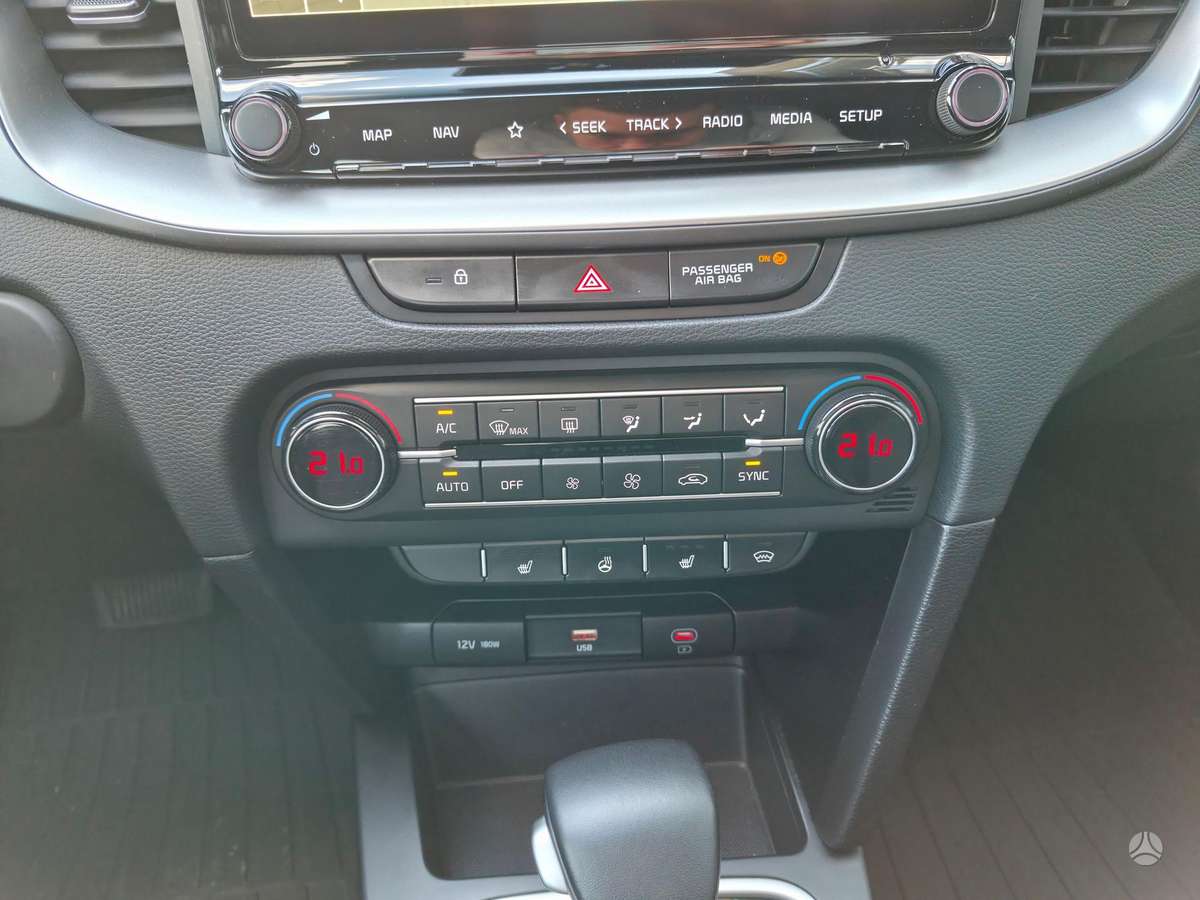 Kia Ceed, 1.5 l., hatchback