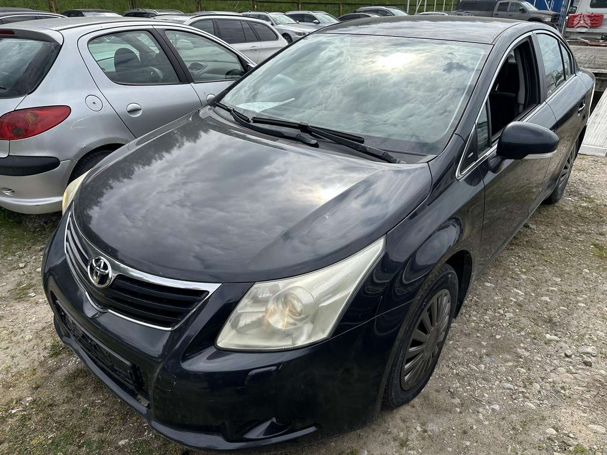 Toyota Avensis - 3
