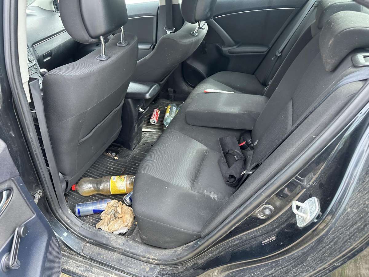 Toyota Avensis - 8