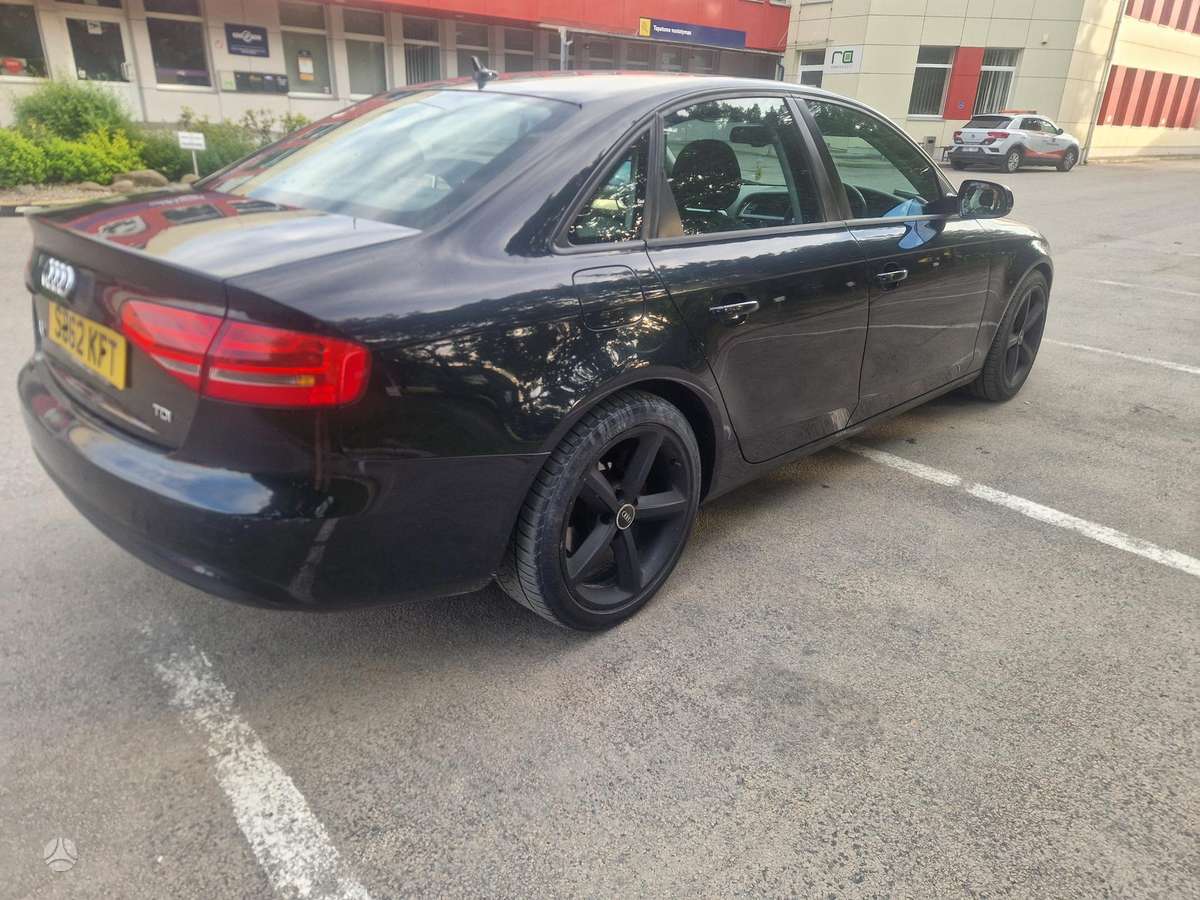 Audi A4, Cgl, Dalimis