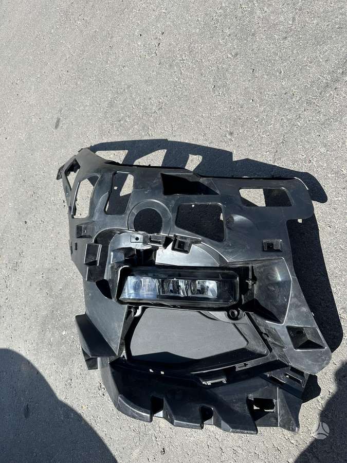 BMW 2 serija apdailos detalės