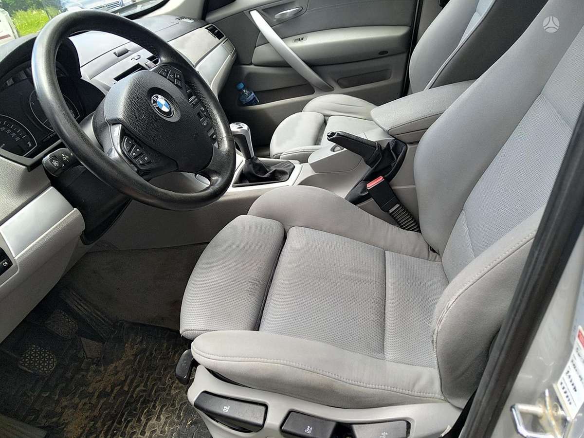 BMW X3, 2.5 l., off-road / crossover