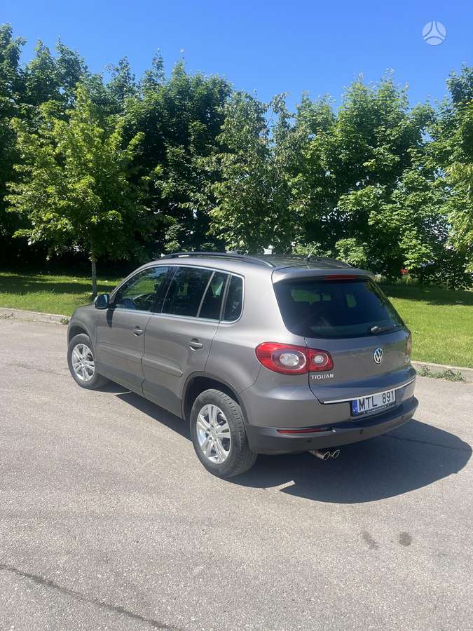 Volkswagen Tiguan - 3