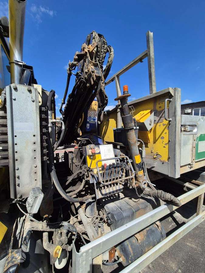 Renault Midlum, самосвалы с краном