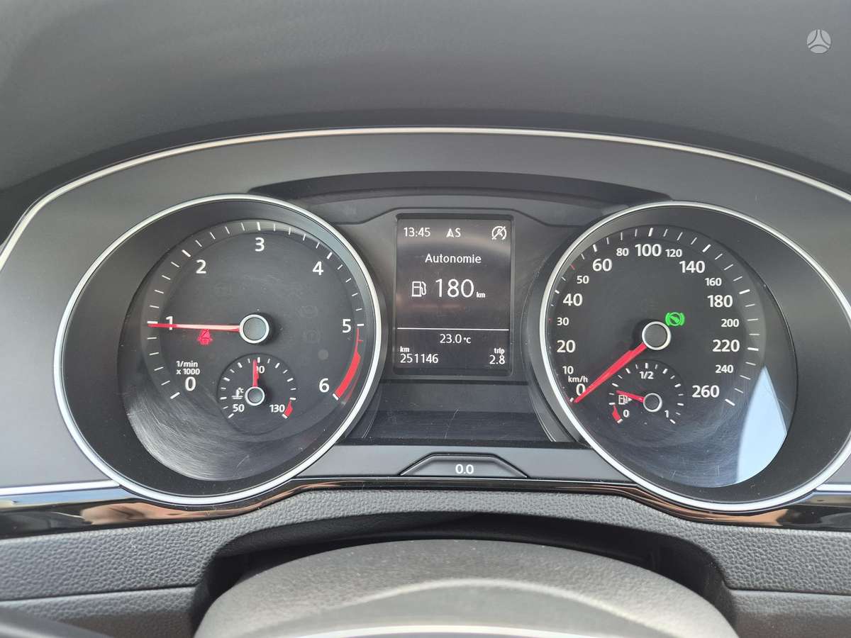 Volkswagen Passat, 1.6 l., Универсал