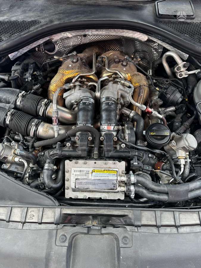 Audi S6, 4.0 l., Седан