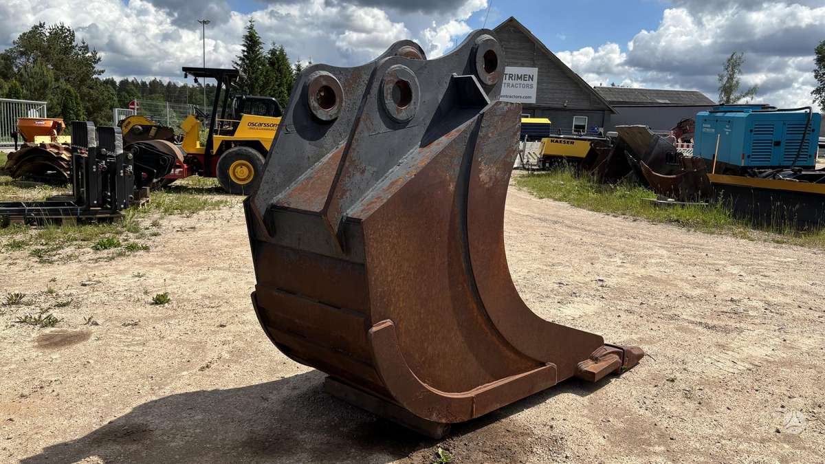 -Kita- Doosan DX340, kaušai