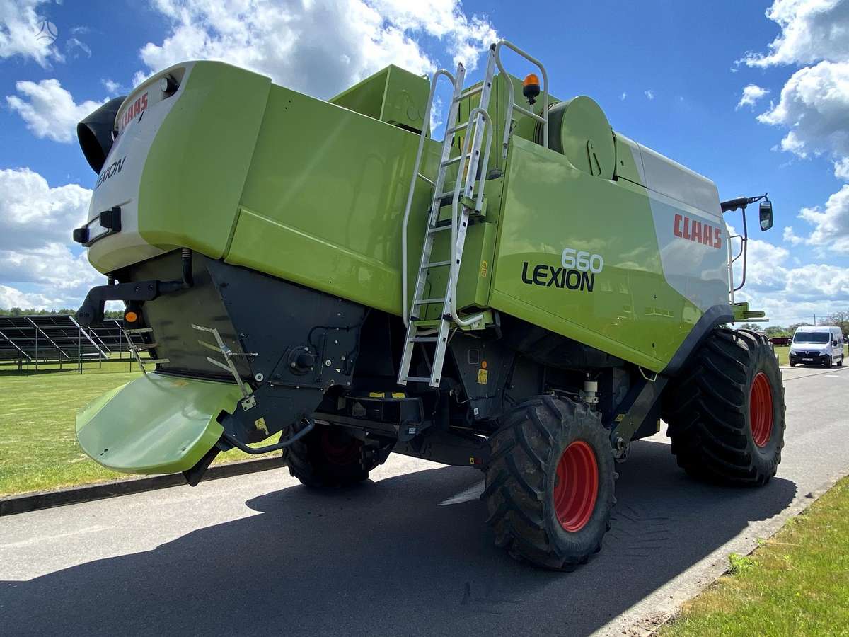 Claas Lexion 660, combine harvesters
