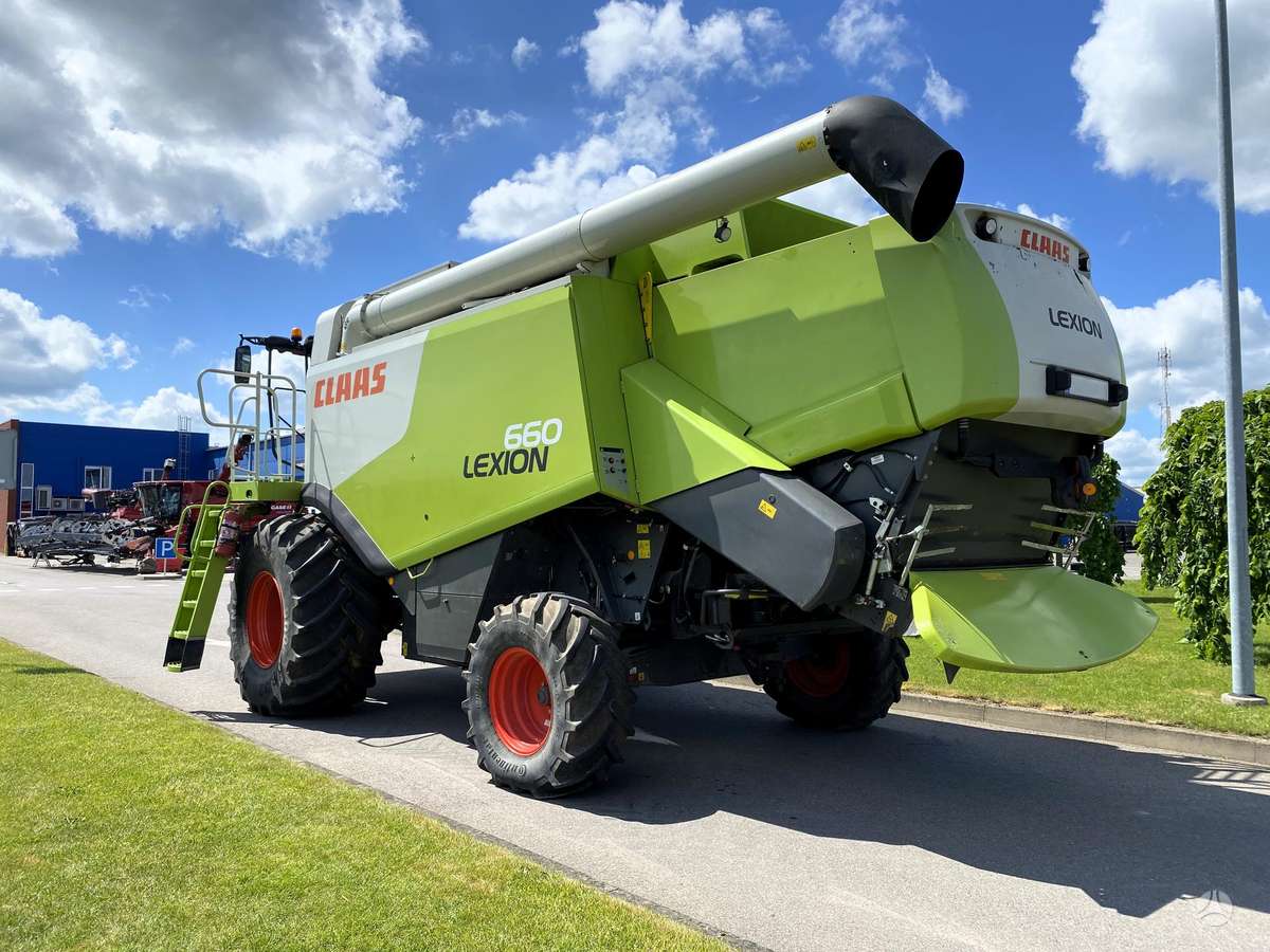 Claas Lexion 660, combine harvesters