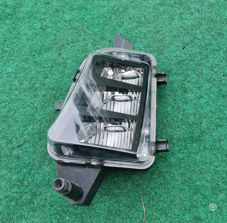 Volkswagen Golf, 5GM941699b