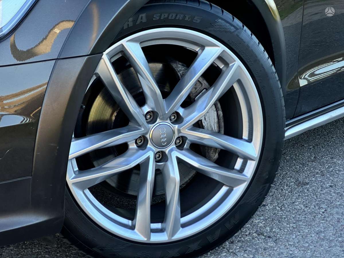 Audi A6 allroad, 3.0 l., Универсал