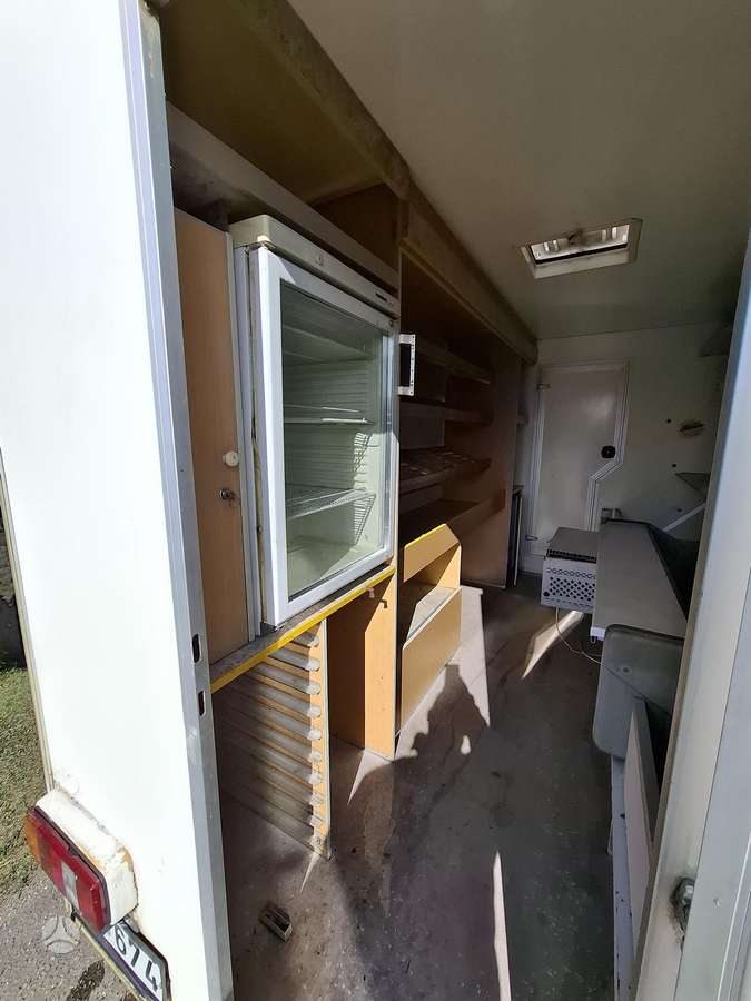 Volkswagen Transporter - 4