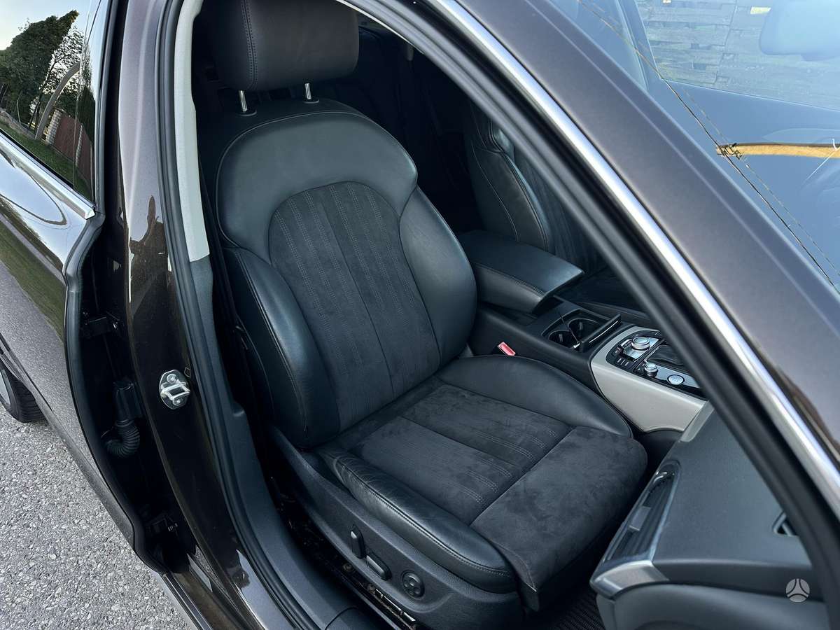 Audi A6 allroad, 3.0 l., Универсал