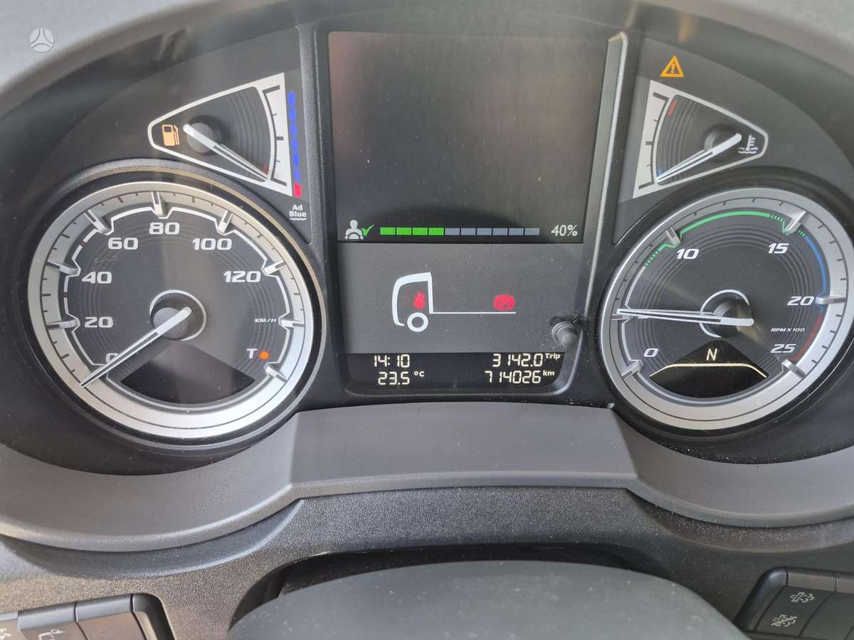 DAF XF106.480, 2 miegamosios vietos