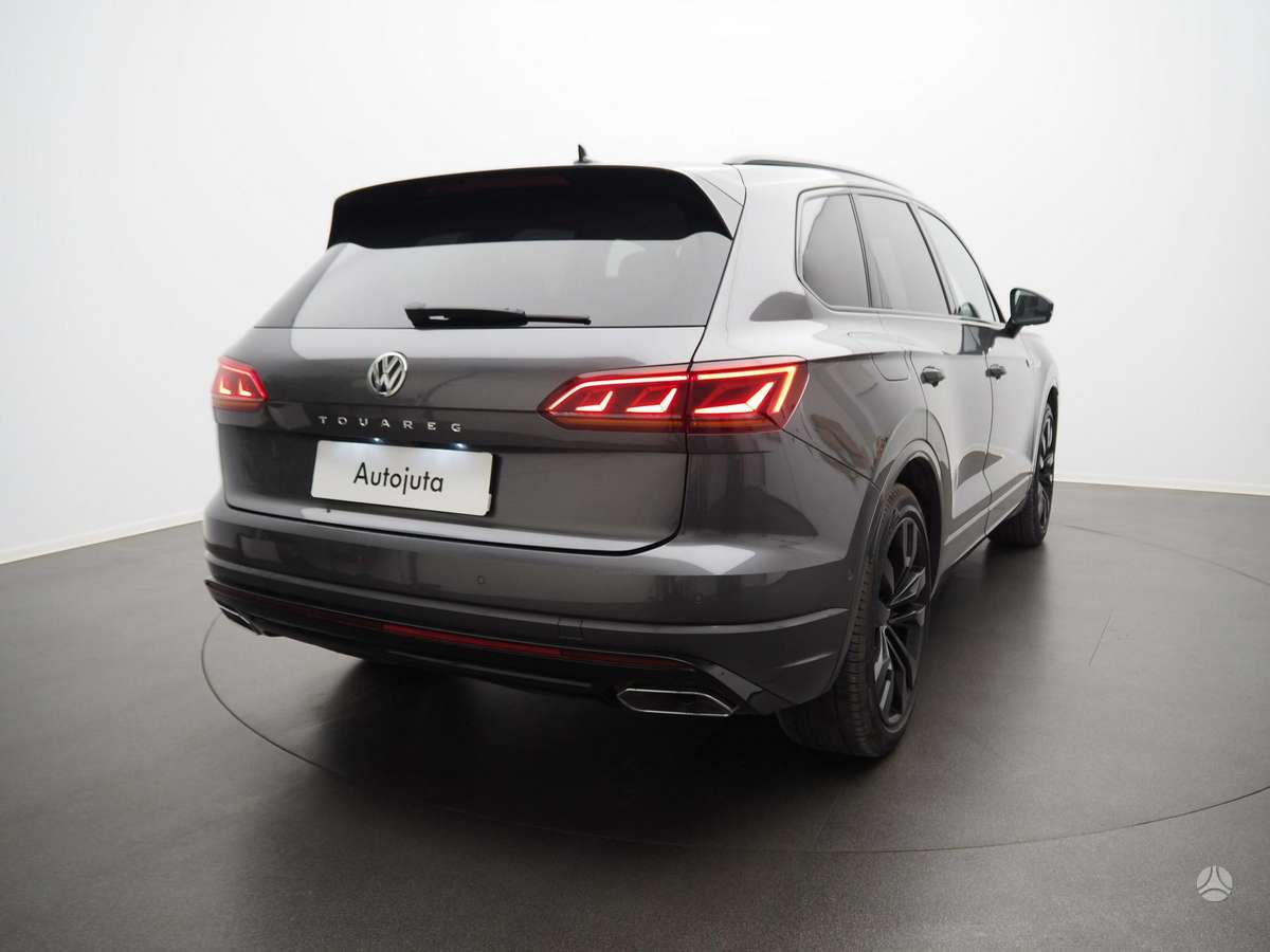 Volkswagen Touareg - 4
