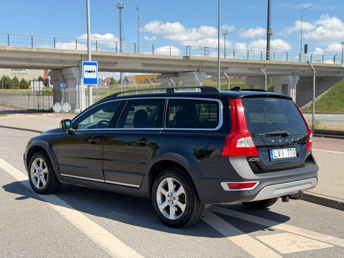 Volvo XC70, 2.0 l., Универсал