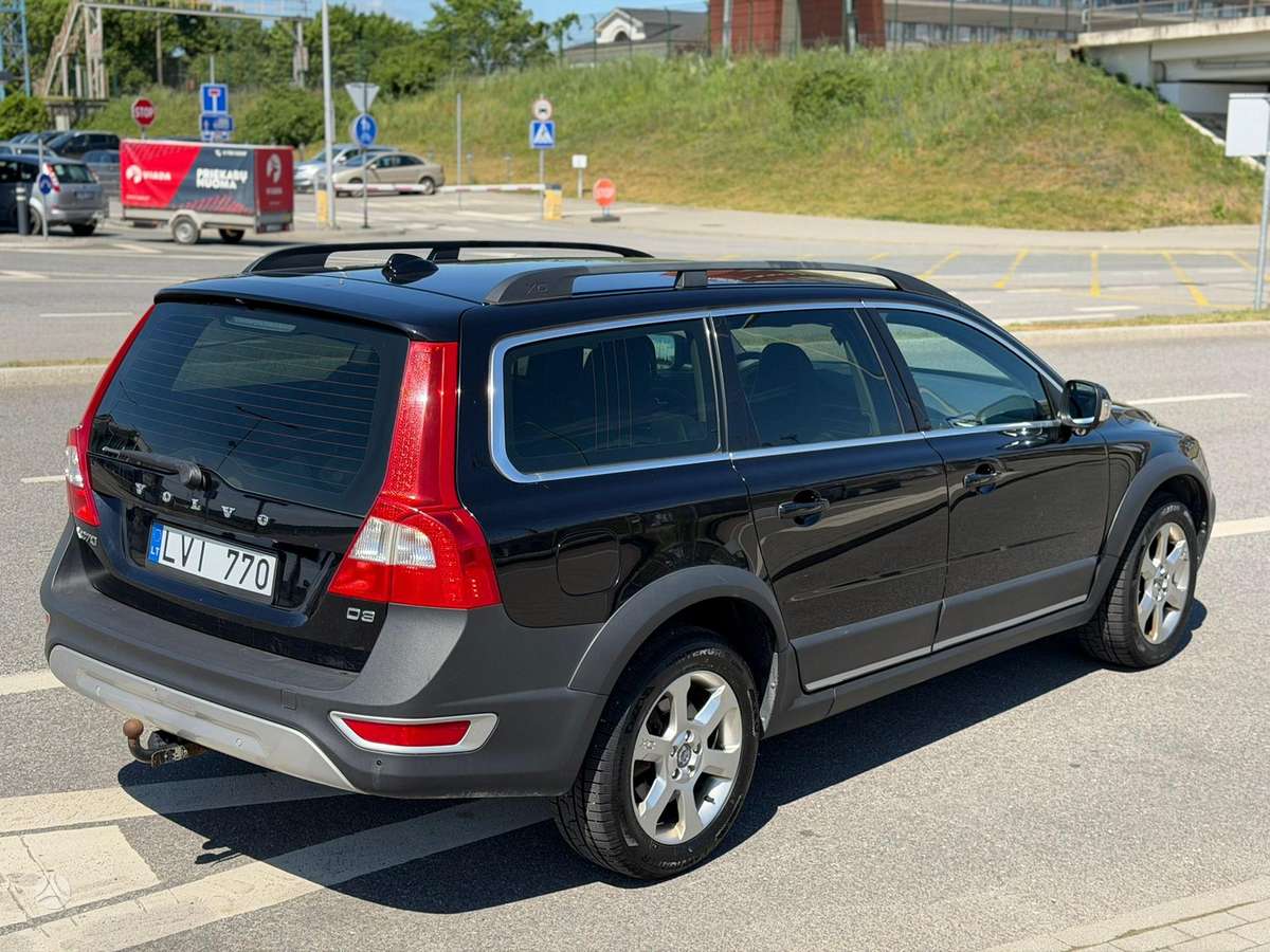 Volvo XC70, 2.0 l., Универсал