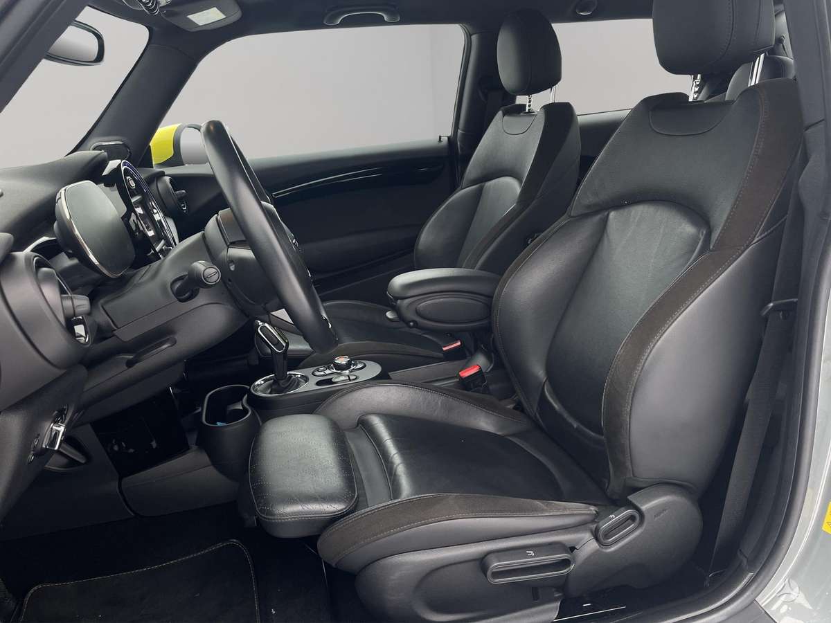 Mini Cooper SE, hatchback