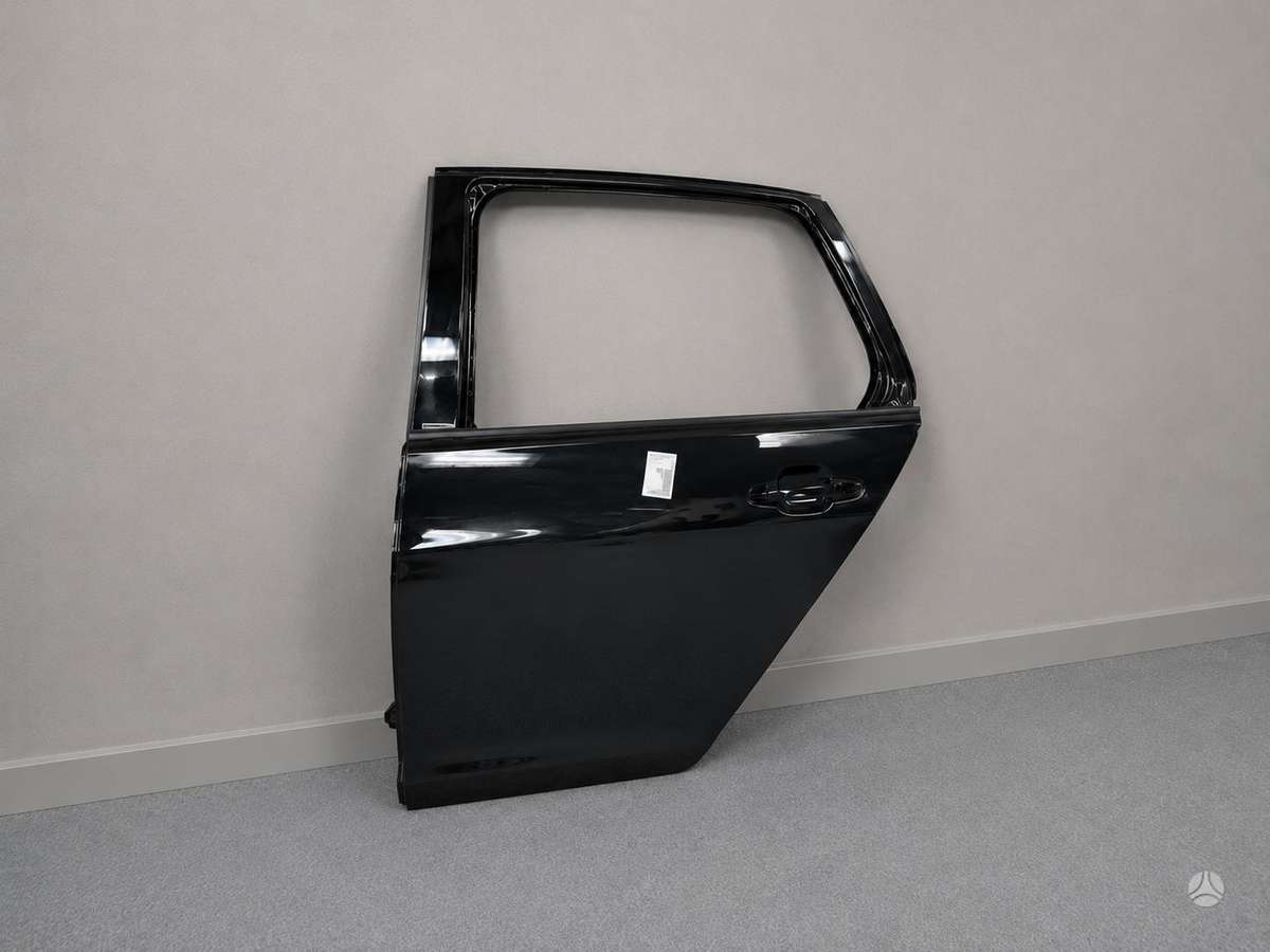 Volkswagen Golf, DURELES KAIP NAUJOS SPALVOS KODAS LC9X, детали салона