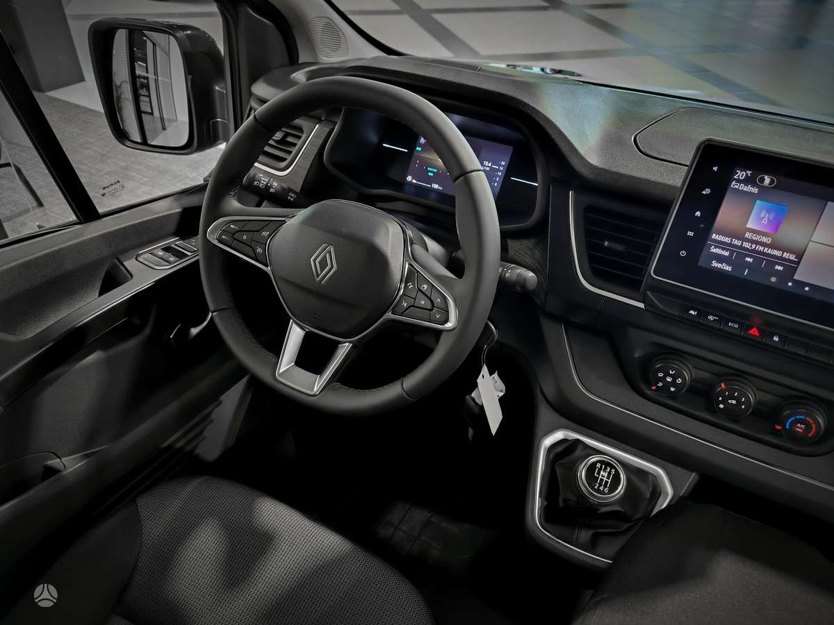 Renault Trafic - 10