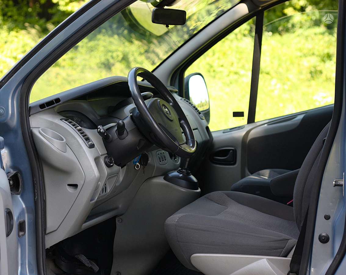 Opel Vivaro, 2.5 l., mpv / minivan