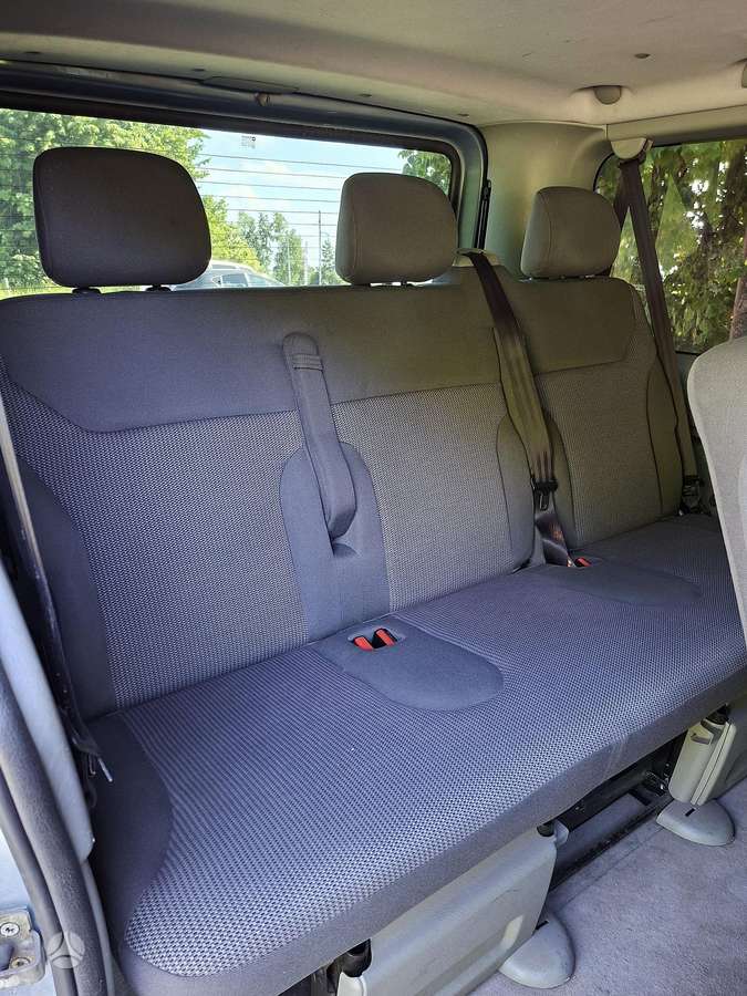 Opel Vivaro, 2.5 l., Минивэн