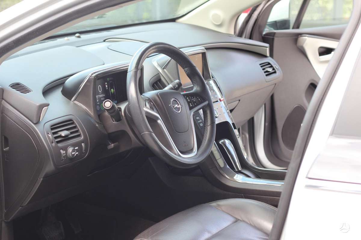 Opel Ampera, 1.4 l., hatchback