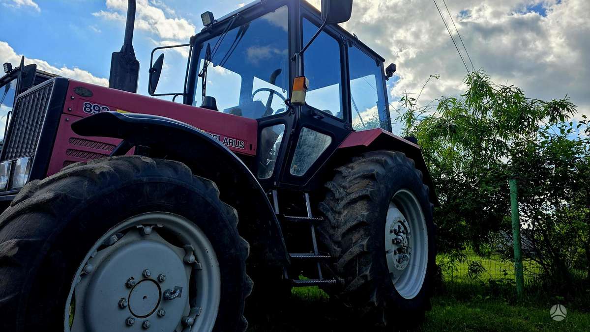 MTZ 892, traktoriai