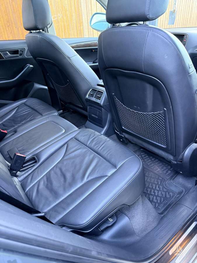 Audi Q5, 2.0 l., Внедорожник / Кроссовер