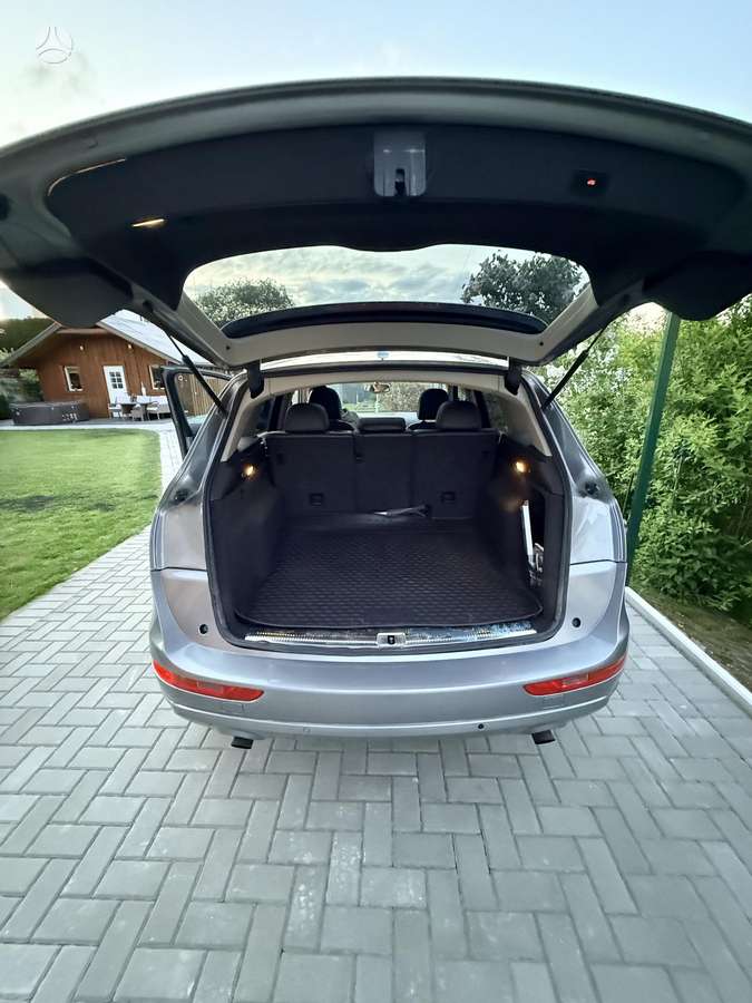 Audi Q5, 2.0 l., Внедорожник / Кроссовер