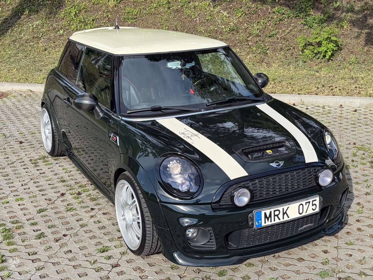 Mini Cooper JCW, 1.6 l., Хэтчбек