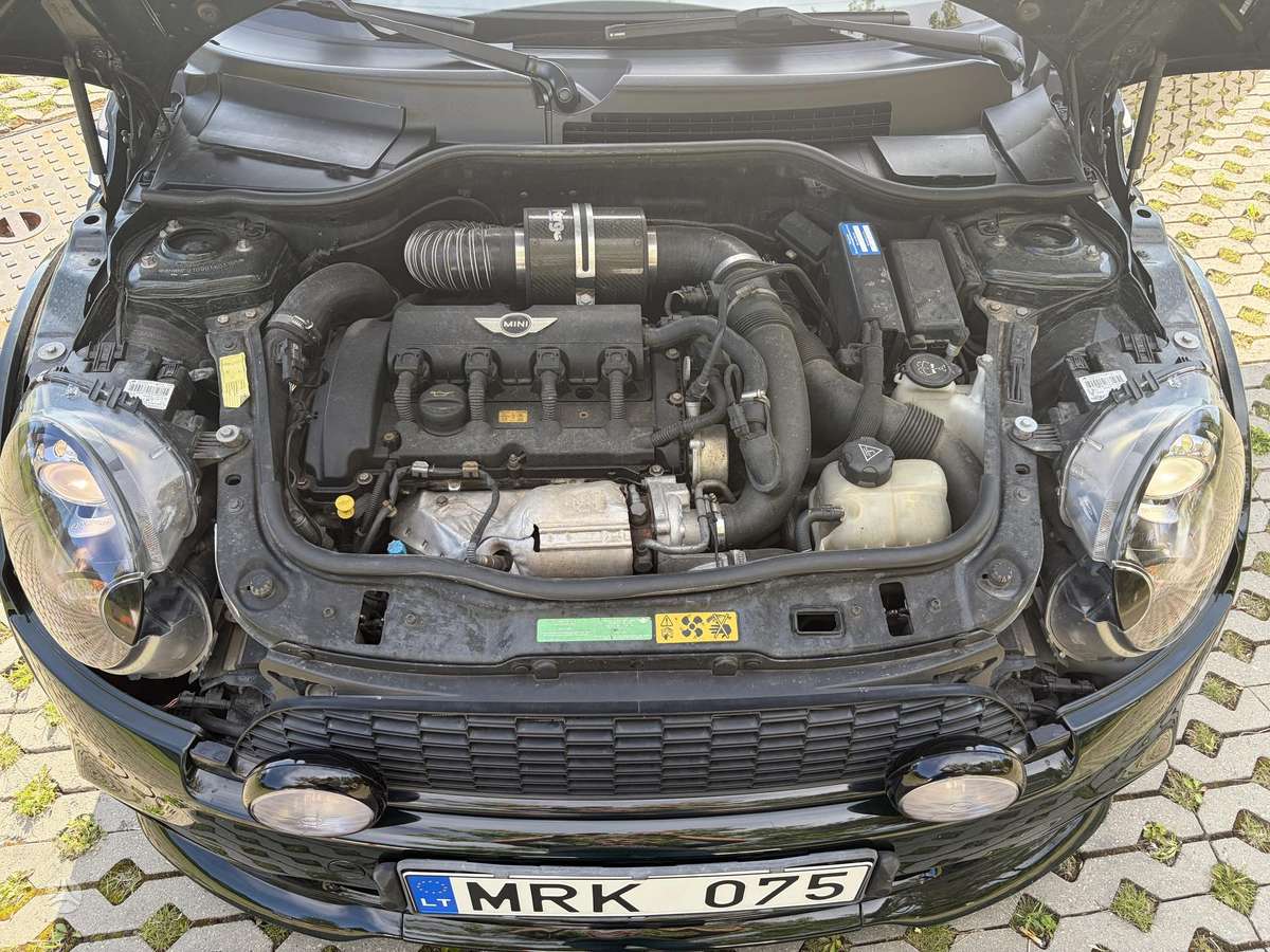 Mini Cooper JCW, 1.6 l., Хэтчбек