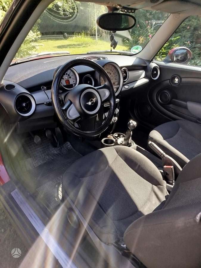 Mini One, 1.4 l., hatchback