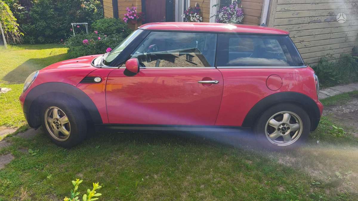 Mini One, 1.4 l., hatchback