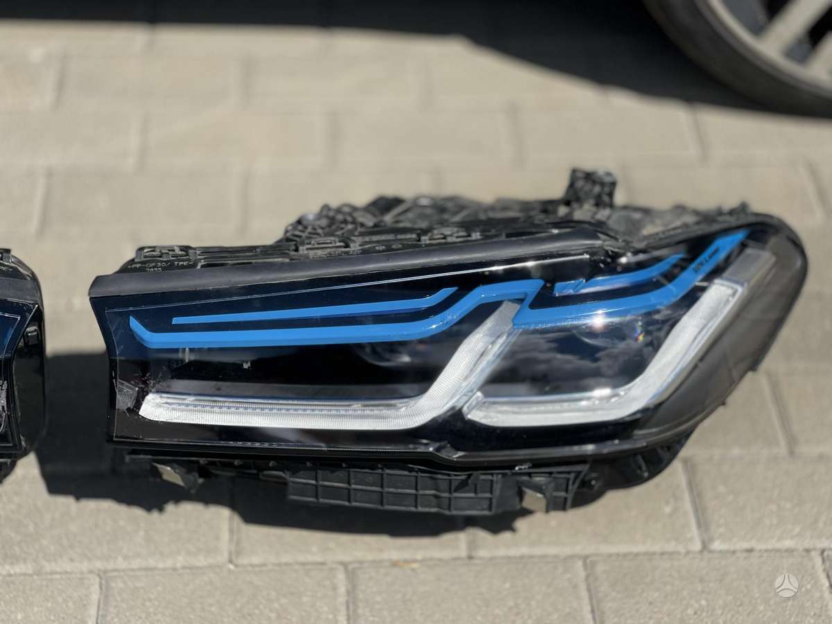 BMW 5 serija žibintai