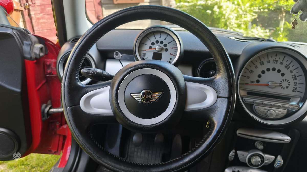 Mini One, 1.4 l., hatchback