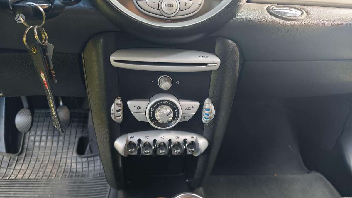 Mini One, 1.4 l., hatchback
