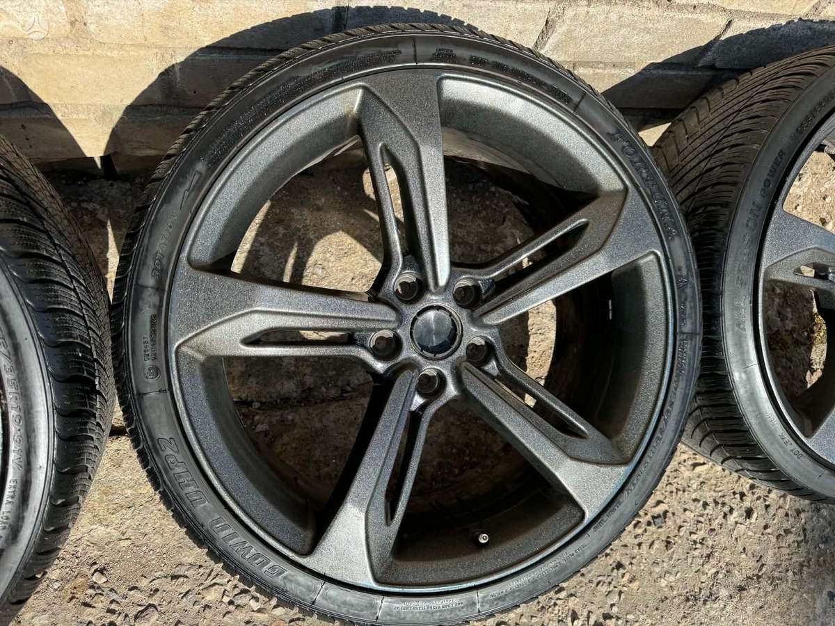 Audi, light alloy, R19