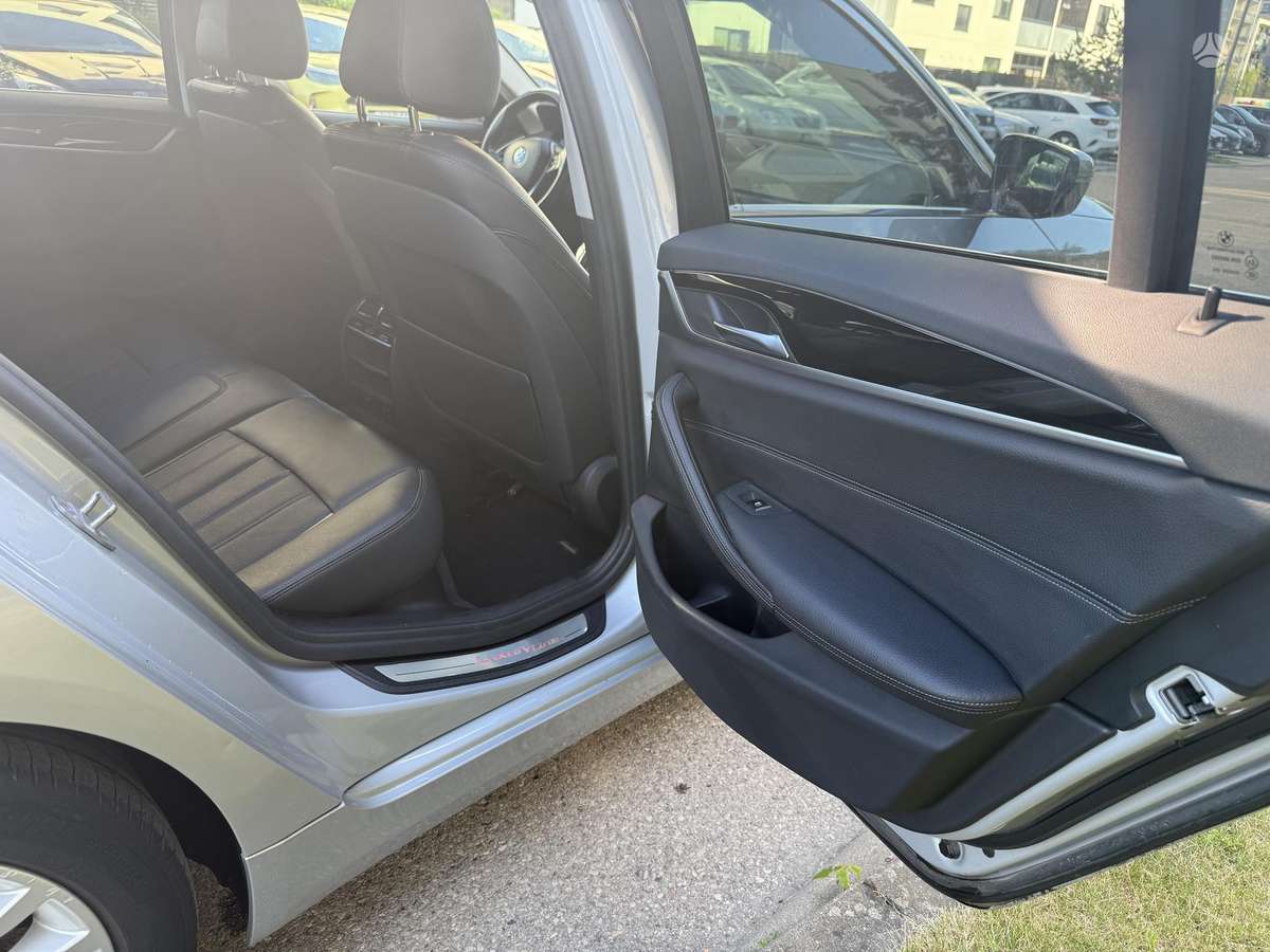 BMW 520, 2.0 l., wagon
