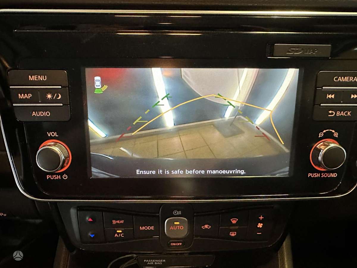 Nissan Leaf, 40 kWh, hatchback